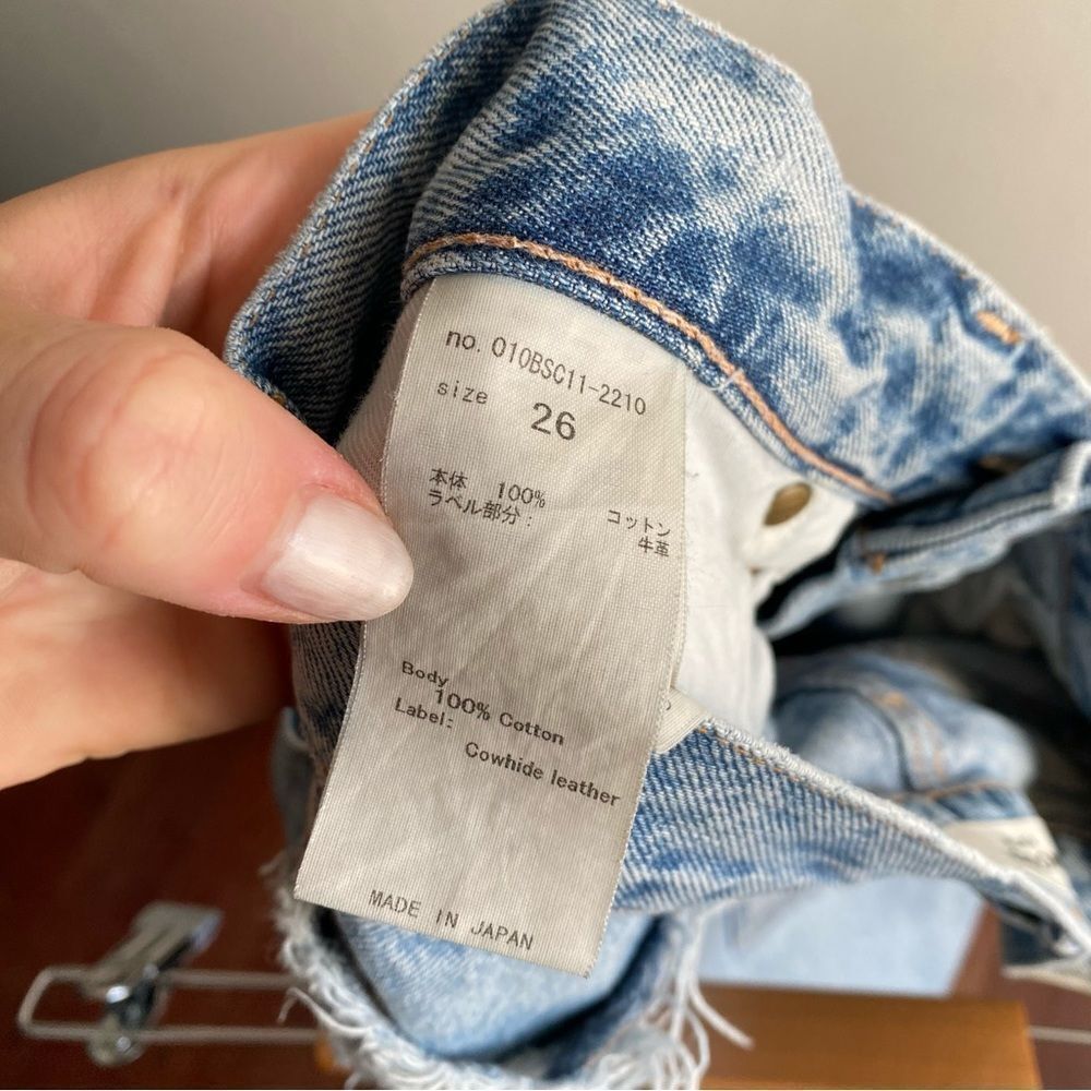 Moussy Vintage light wash distressed destroyed shred denim Creston tapered jeans - Picture 5 of 8